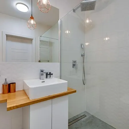 Bastion Wałowa By Q4apartments - Old Town *