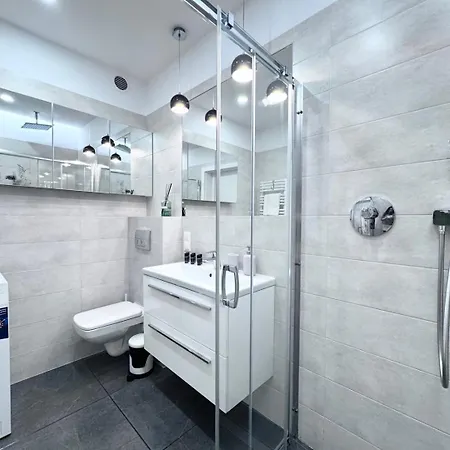 Bastion Wałowa By Q4apartments - Old Town Apartament